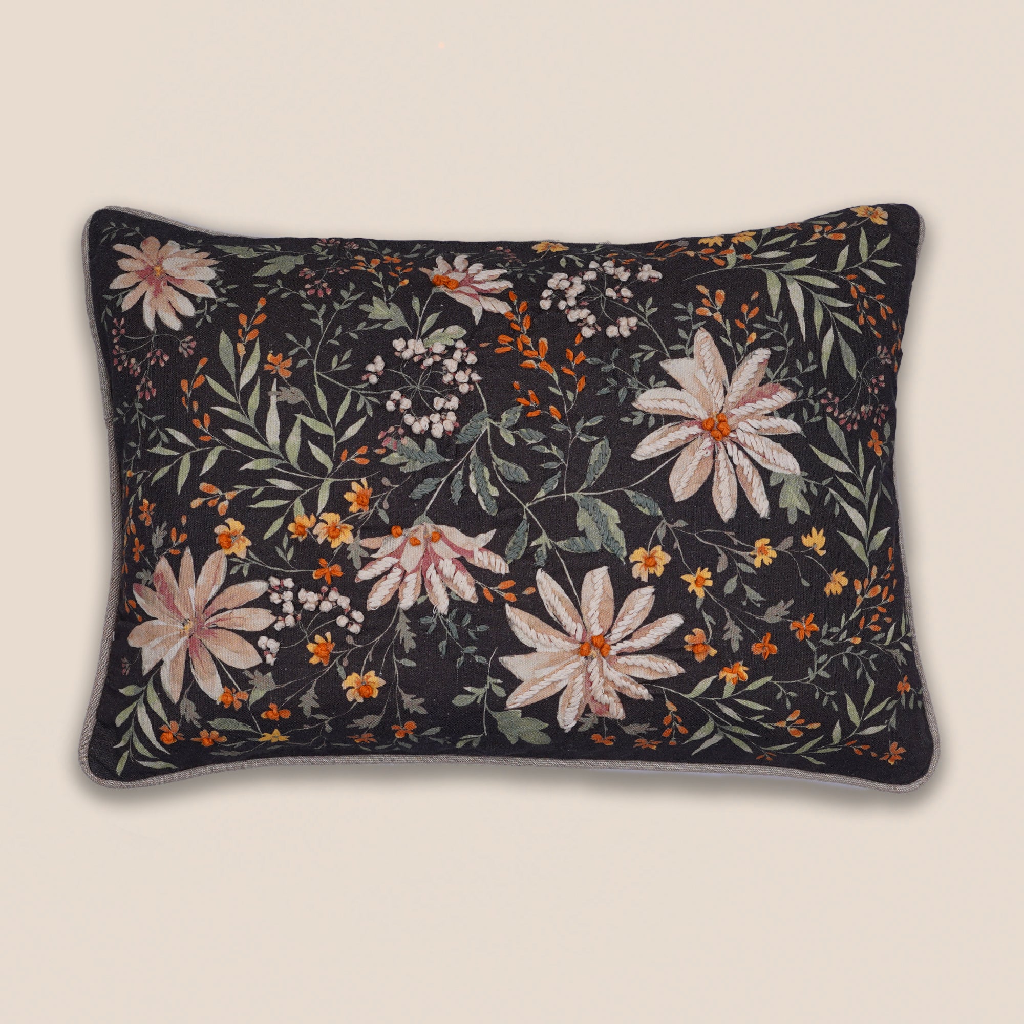 NOCTURNAL GARDEN CUSHION COVER