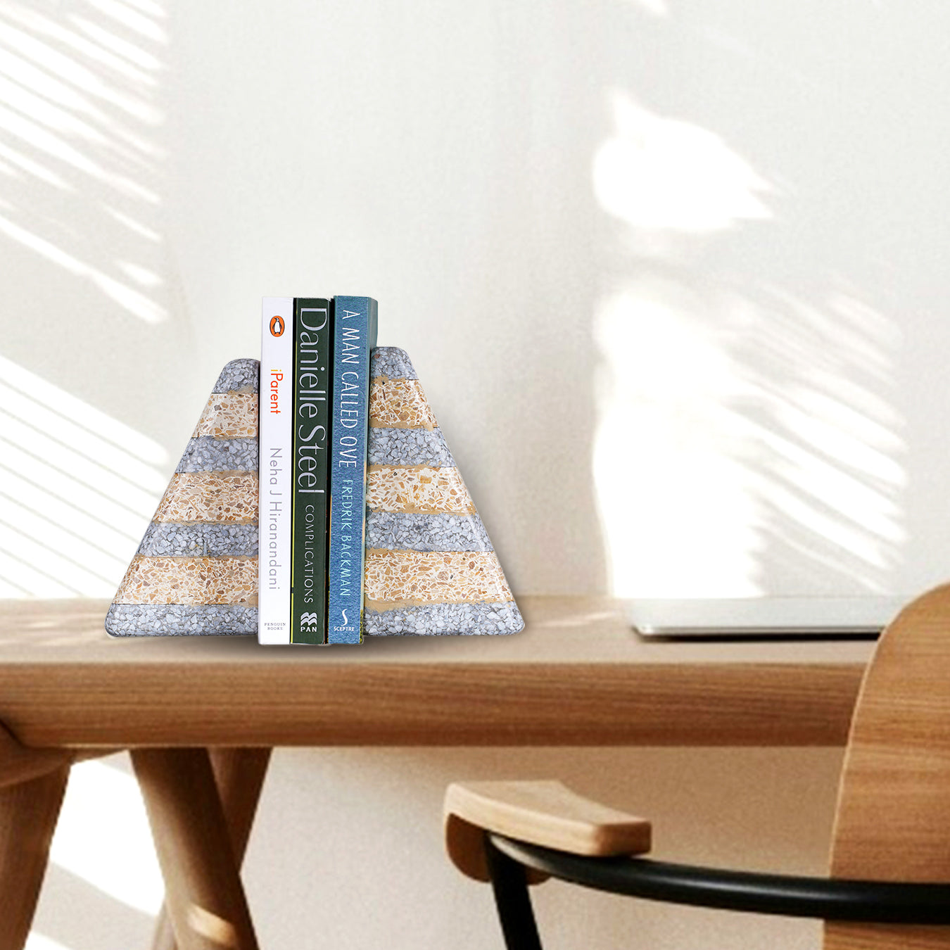 Terazo Bookend